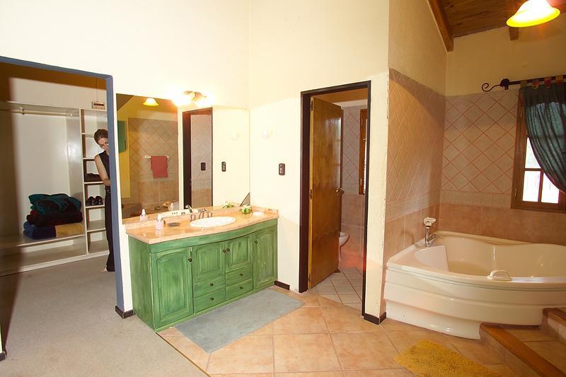 Casona Familiar Potrerillos Y Chalet *