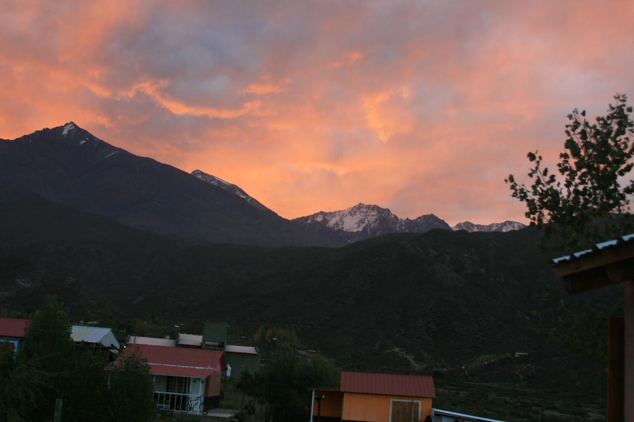 Casona Familiar Potrerillos Y *