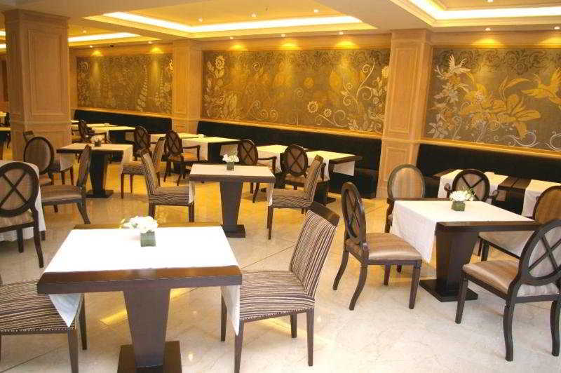 Diplomatichotel Hotel 5*
