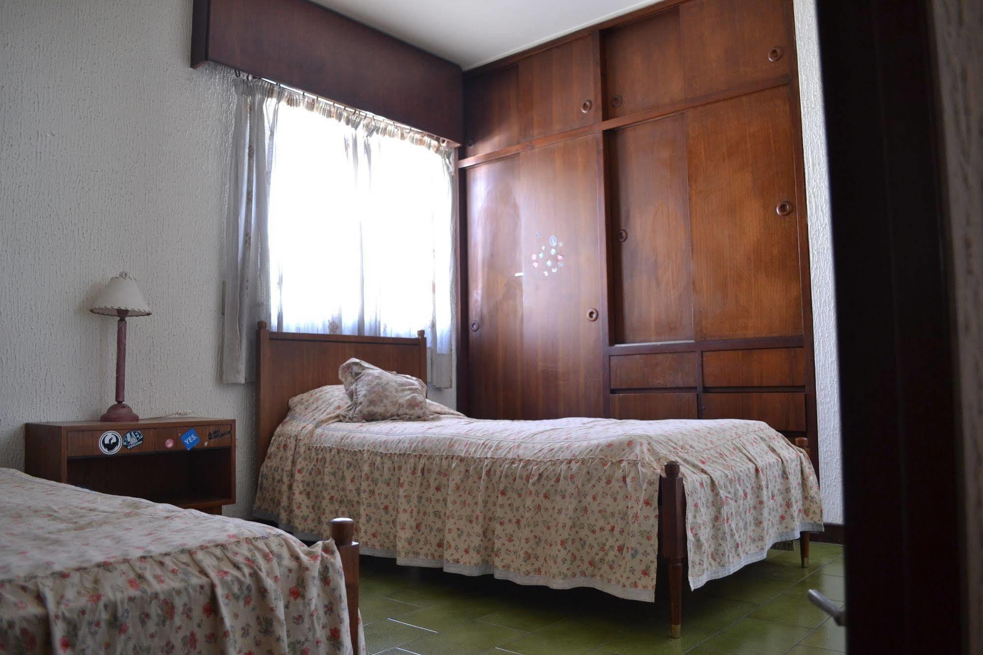 Mi Casa Pensión 2*