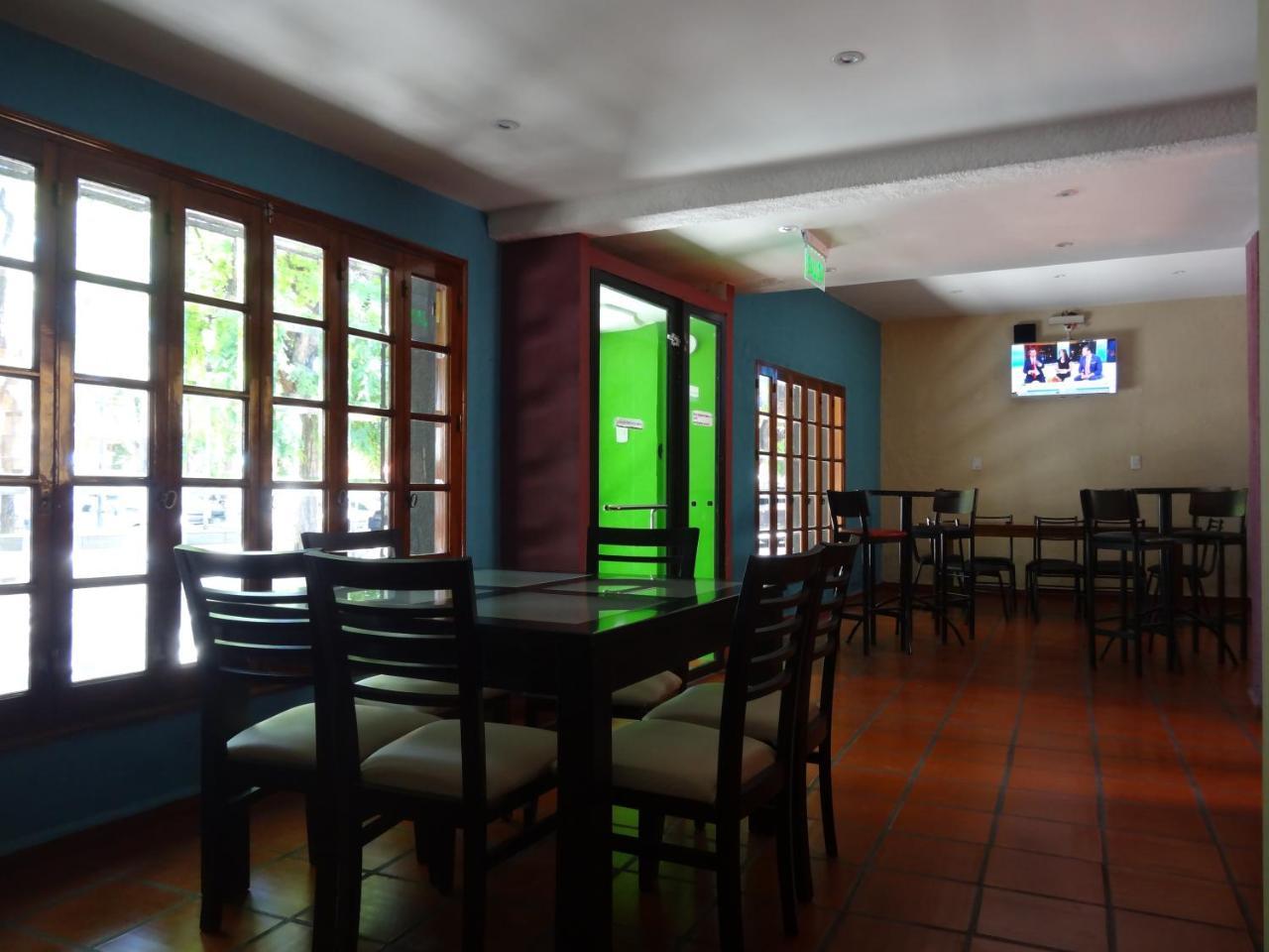 Hostel Black Sheep International Mendoza