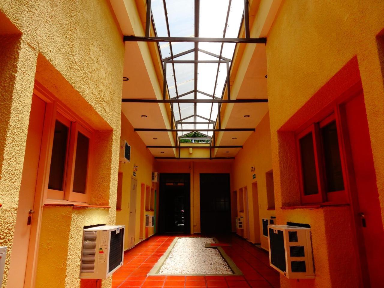 Black Sheep International Hostel *