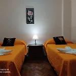 Viajeros felices en lo de Lucía