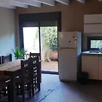 Duplex frente al Club de campo Mendoza