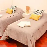 Casa Huesped II Ubicacion Valorada Por Huespedes Como Ideal !!