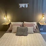 Andes Apartments Bandera