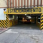 Departamento En Pleno Centro Con Cochera