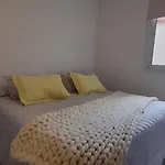 Hermoso Departamento Muy Bien Ubicado, Cercano Calle Aristides