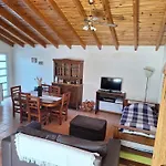 Ana Apartments & Parking Mendoza