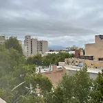 Departamento Amplio Y Con Excelente Ubicacion En El Centro De Mendoza
