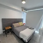 Departamento En Zona Residencial