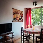 Departamento completo / Arístides