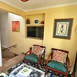 Pato\'S Guest House