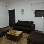 Casa con cochera incluida