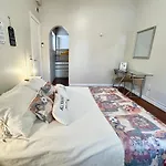 Casa Las Rosas en la mejor zona de mendoza quinta seccion