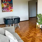 Amplio, Moderno Y Centrico. Departamento En Plaza Independencia