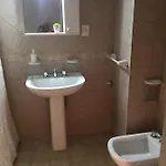 Acogedor monoambiente , en el centro de mendoza .