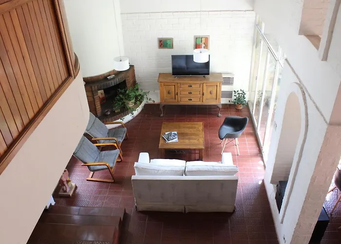 Casa completa en exclusivo barrio Bombal