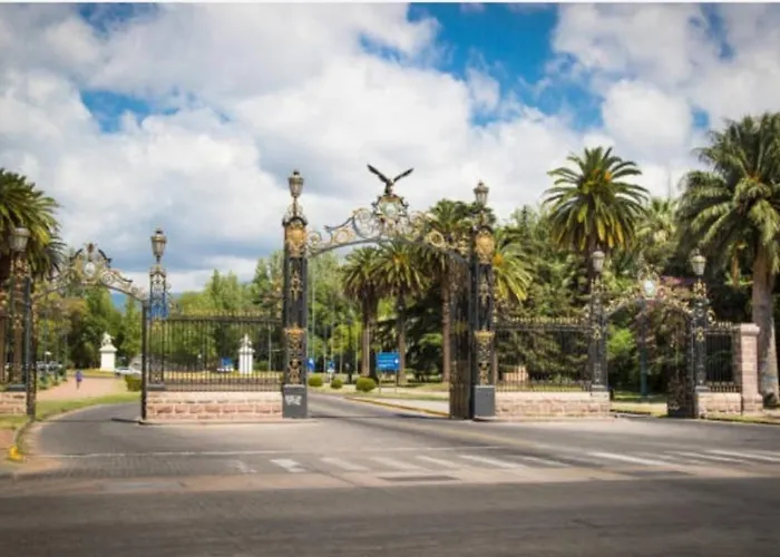 E.Z Centrico, Mendoza