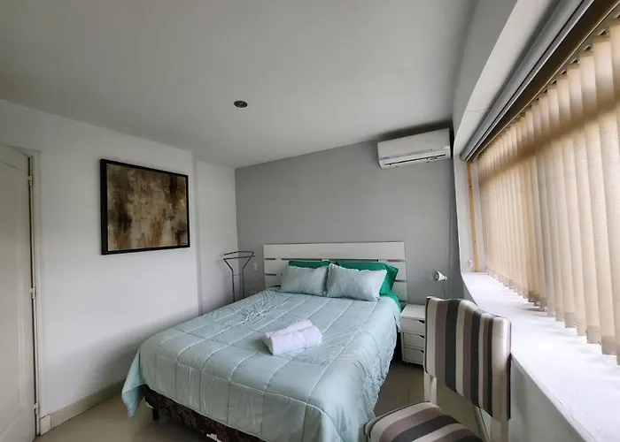 Excelente Departamento En La Mejor Zona De Mendoza Capital.