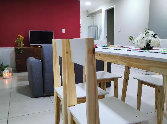 Departamento Con 2 Habitaciones Y Patio En El Centro De Mendoza