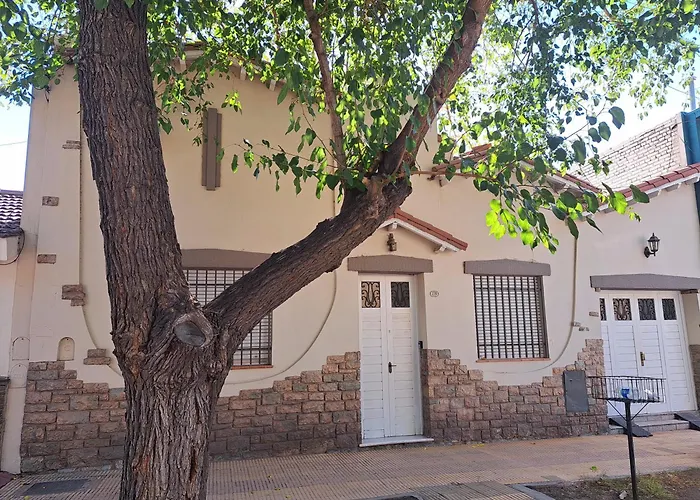 Habitaciones En Casa Tipica Mendocina