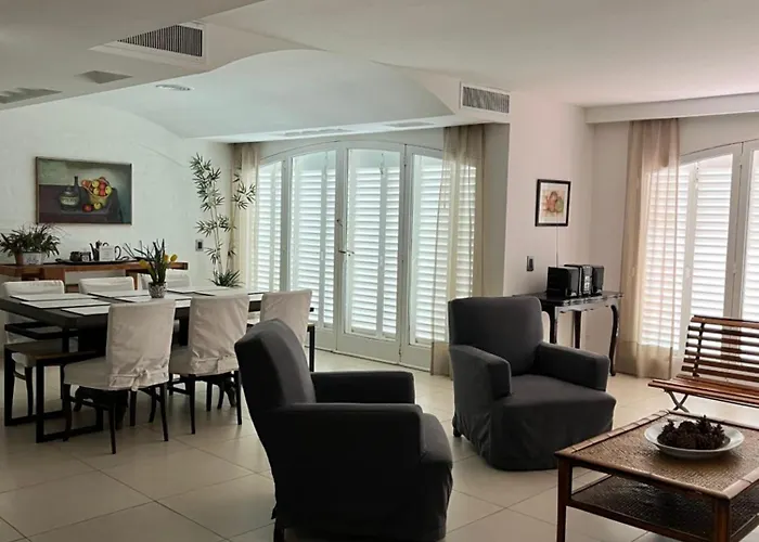 Aristides Lodge