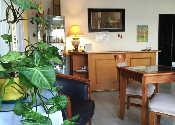 Hotel Neruda