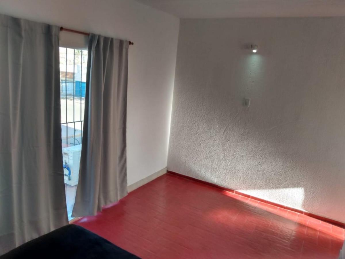Habitación en casa particular Carlos Mendoza