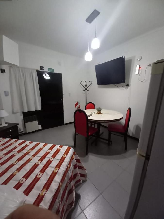 Willy - En Zona Residencial Con Estacionamiento Apartment