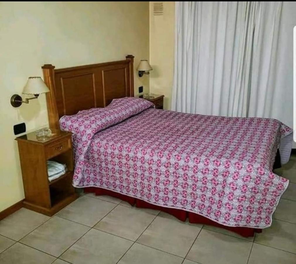 Suites & * Mendoza