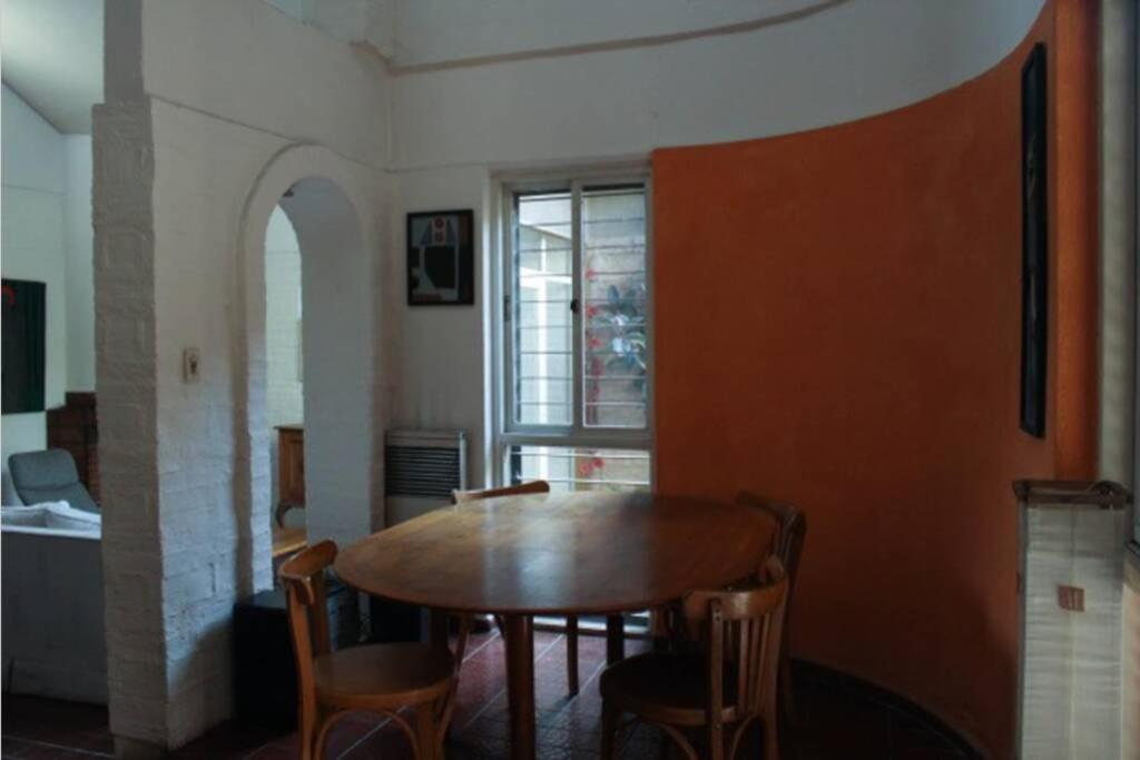 Casa Completa En Exclusivo Barrio Bombal Mendoza