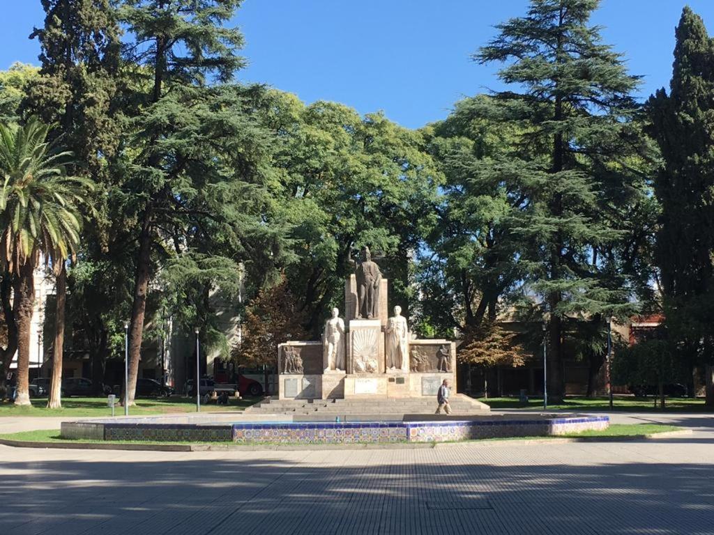 25 De Mayo Apartamento Mendoza