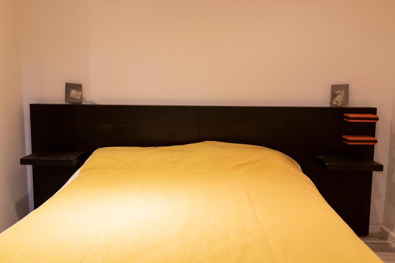 Apart Suites *