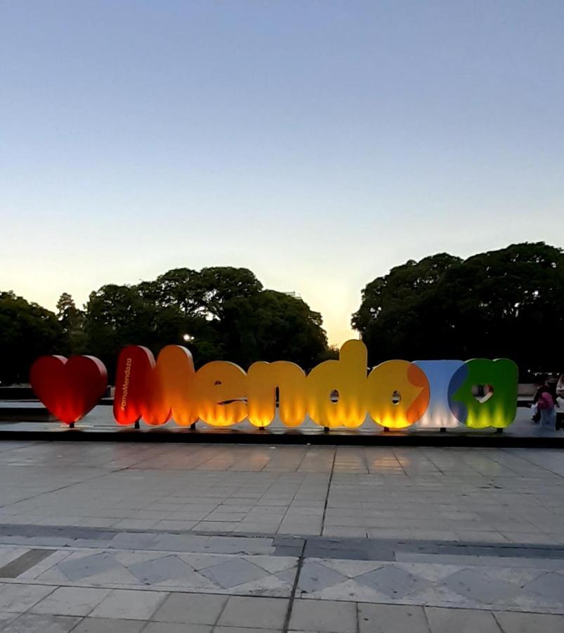 Céntrico Y Cómodo Apartamento Mendoza