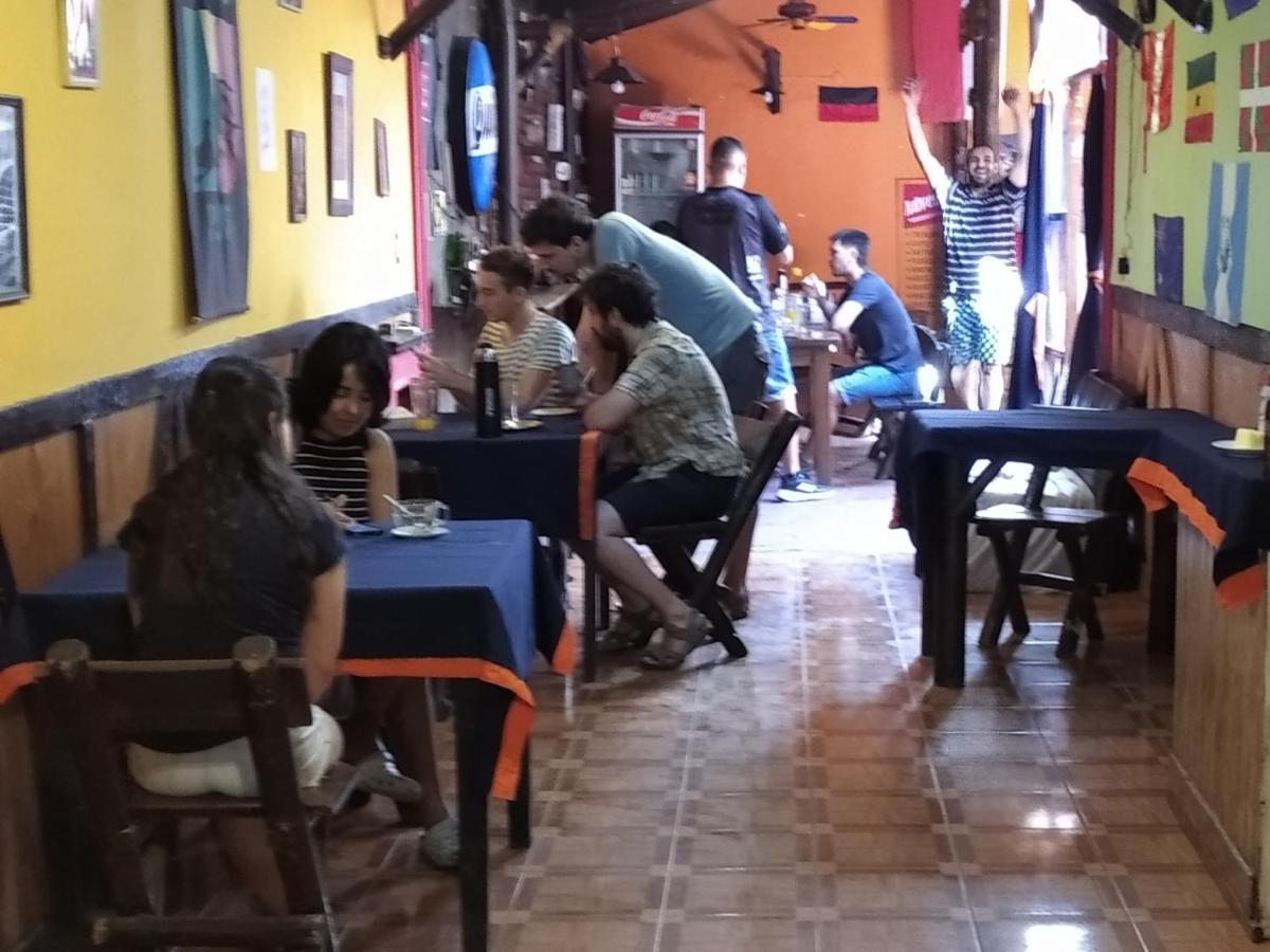 Campo Base Youth Hostal