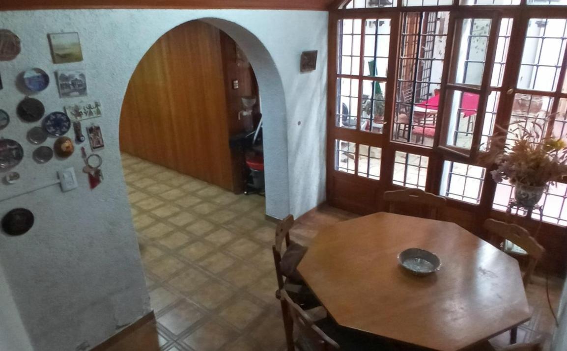 Hostal Casteleyhost