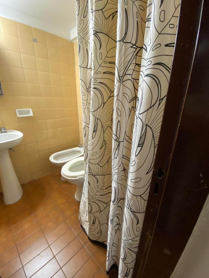 Departamento 4 A 150 Metros Avenida San Martín - Cochera Opcional Apartamento