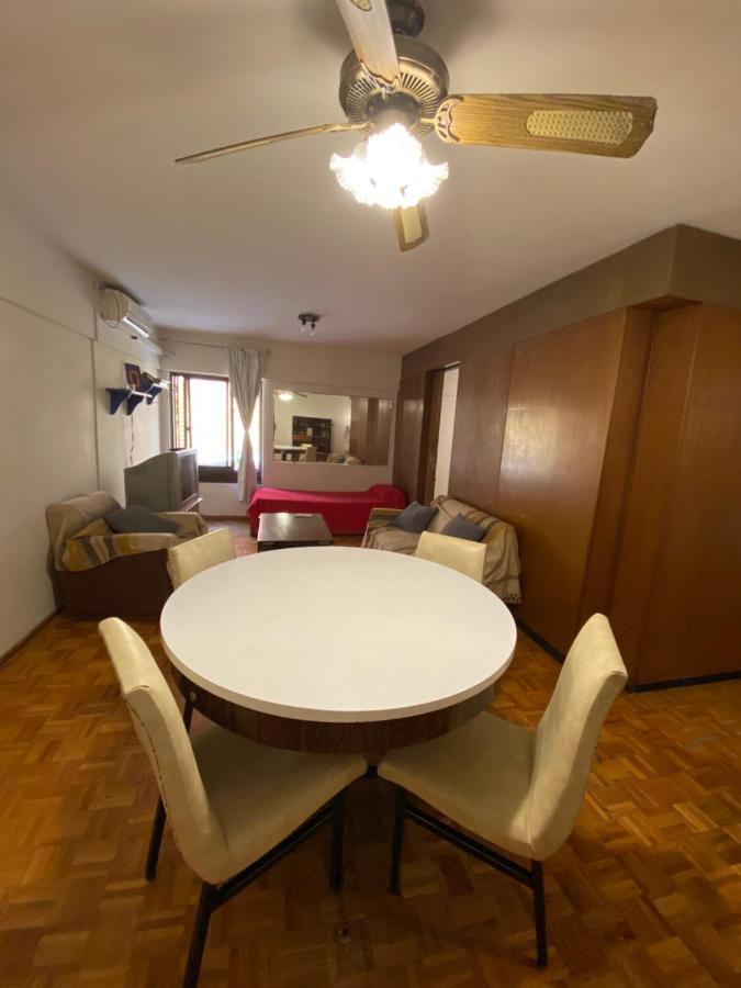 Departamento 4 A 150 Metros Avenida San Martín - Cochera Opcional Apartamento *