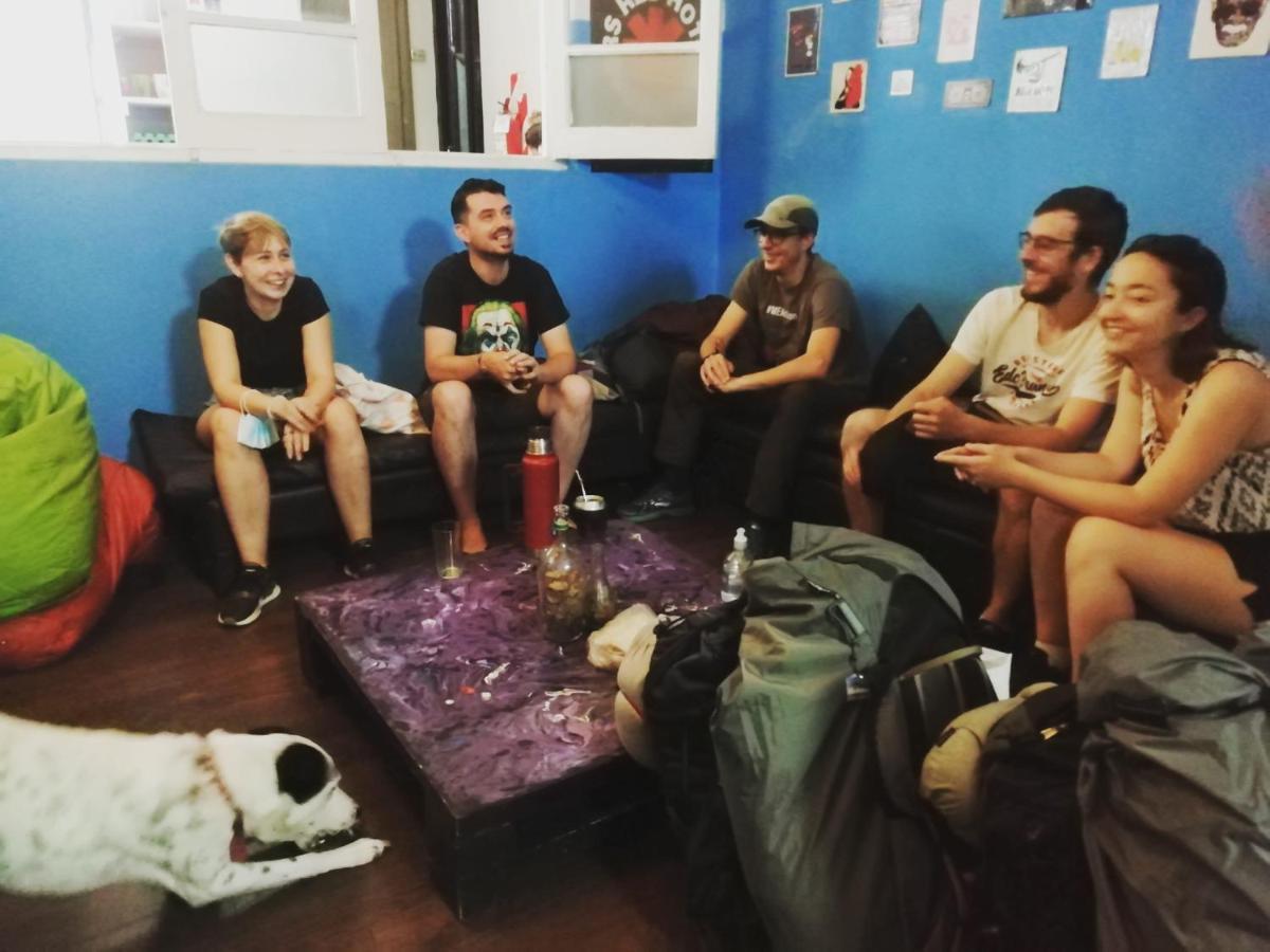 Windmill Hostel *