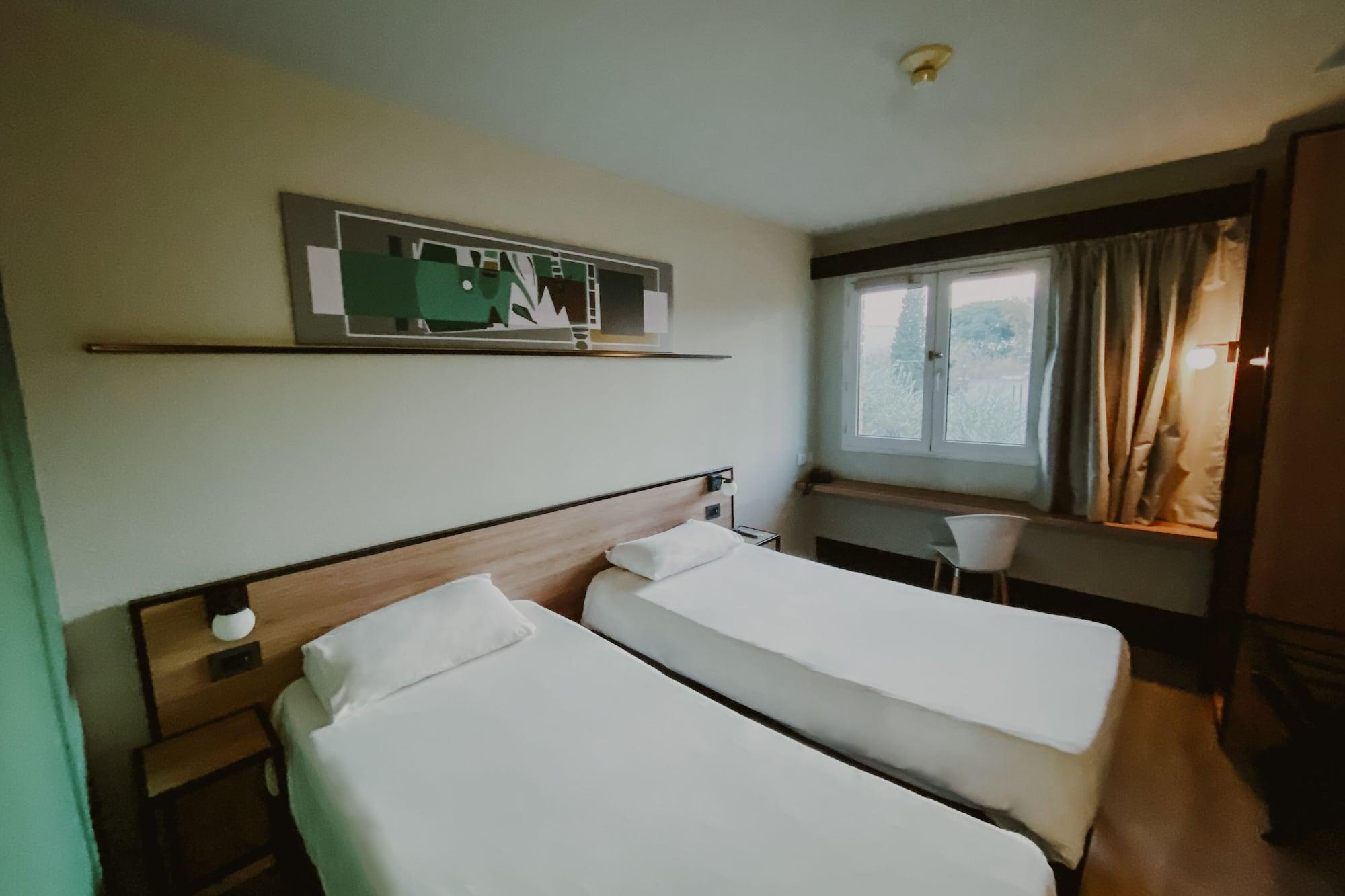 Ibis Mendoza 3*