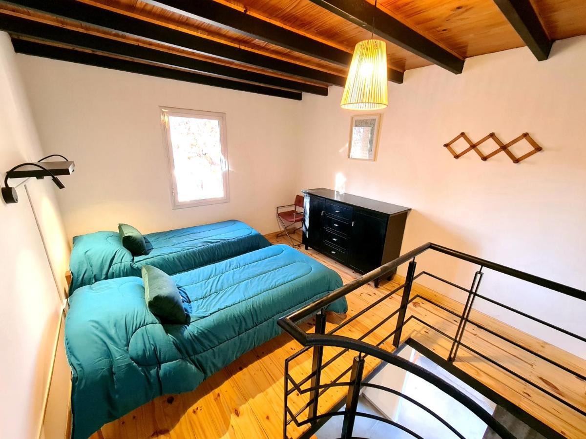Modern House With Garden Close To Arístides *