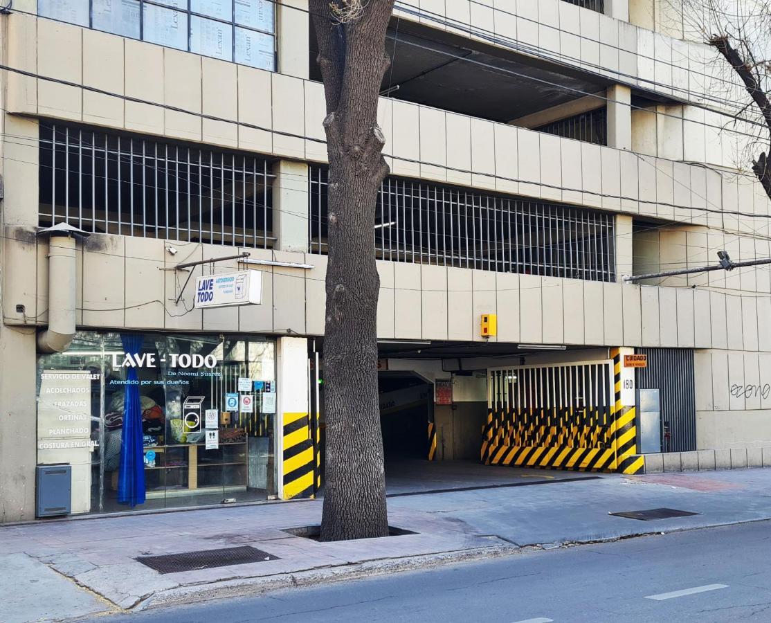Departamento Monoambiente, A Metros De Peatonal Sarmiento