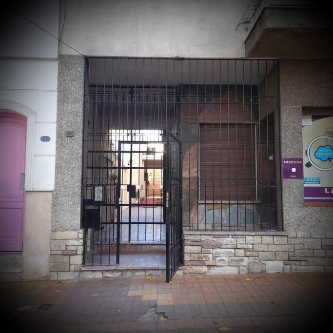 ¨las Mayólicas¨ Hermoso Depto Con Patio Español * Mendoza