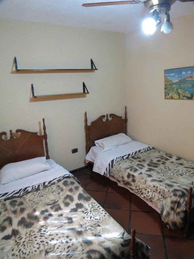 Quinta Montaña - Casa Entera Grupo O Familia 8-10 Personas - Céntrica, Piscina - Todas Comodidades! Сasa de vacaciones Mendoza