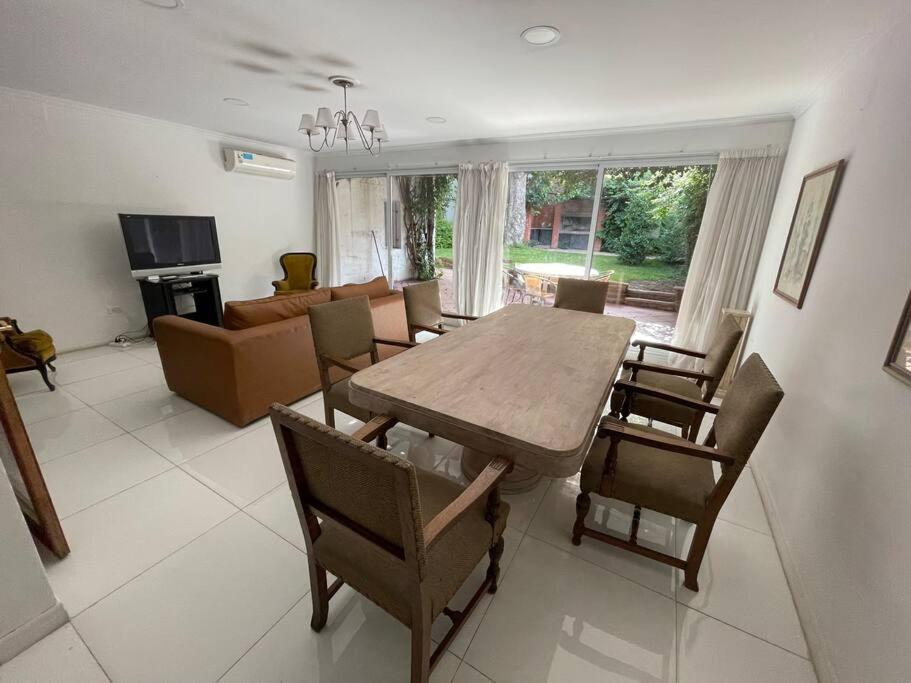 Amplia Casa Cerca De Aristdes Con Patio Y Parilla Сasa de vacaciones *