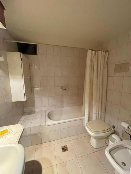 Apartamento Departamento De Categoria Av. Espana *
