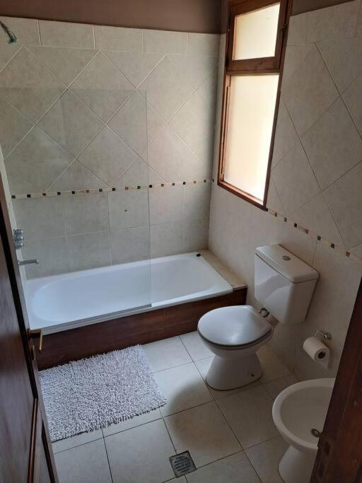 Apartamento Leonidas - La Mejor Ubicacion 100m2 Con Terraza Y Balcon Mendoza