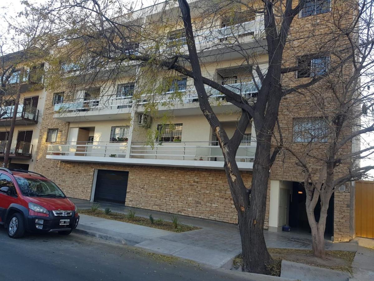 Dpto Turistico Renato * Mendoza