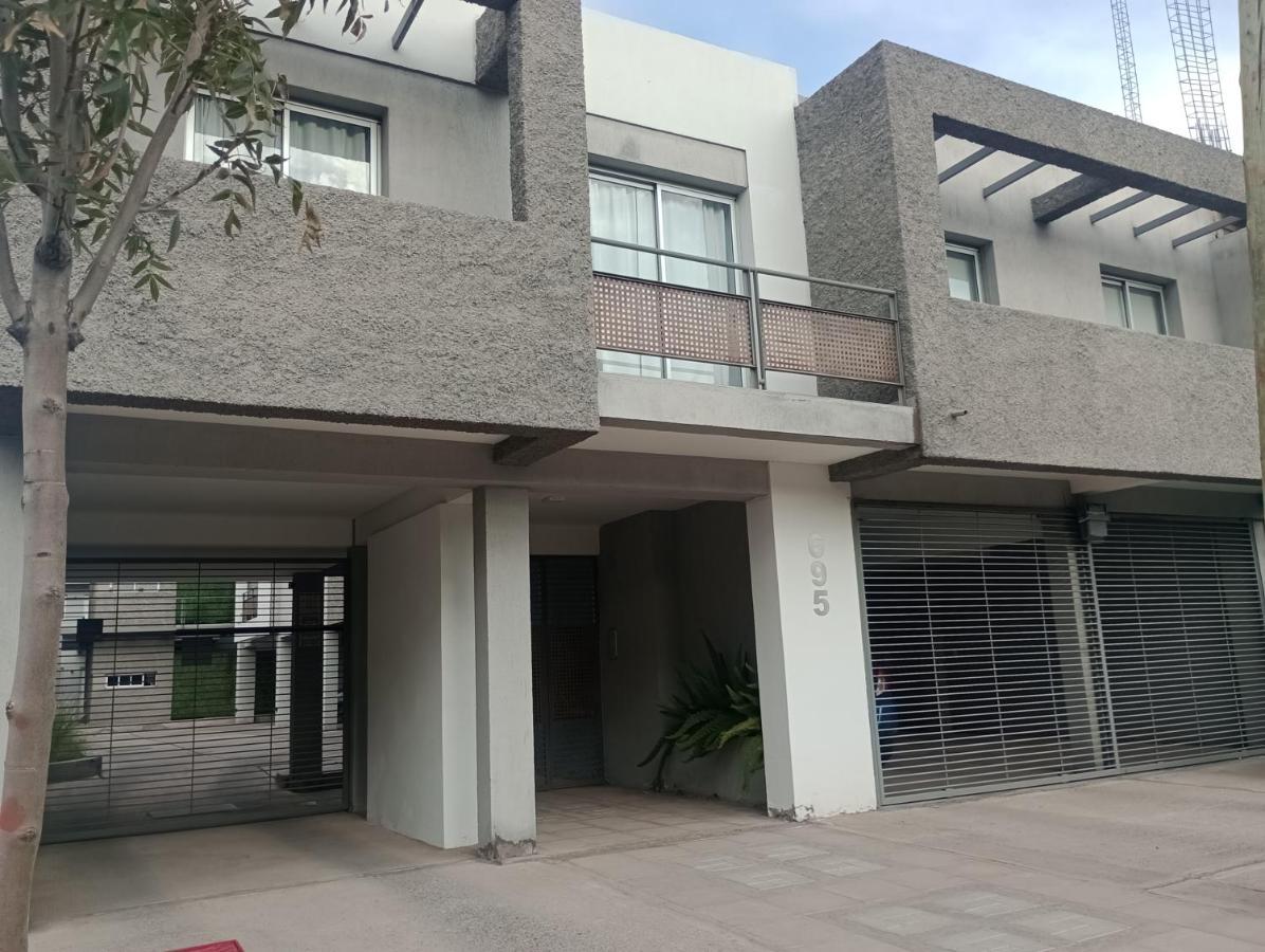 Departamentos Lemos Mendoza